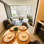 Hom Centrico Y Moderno Depto 2D2B 3Pax Santiago