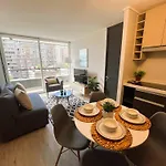Hom Centrico Y Moderno Depto 2D2B 3Pax Santiago